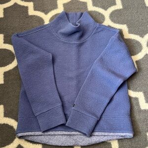 Woman’s Calia Sweatshirt Size Small